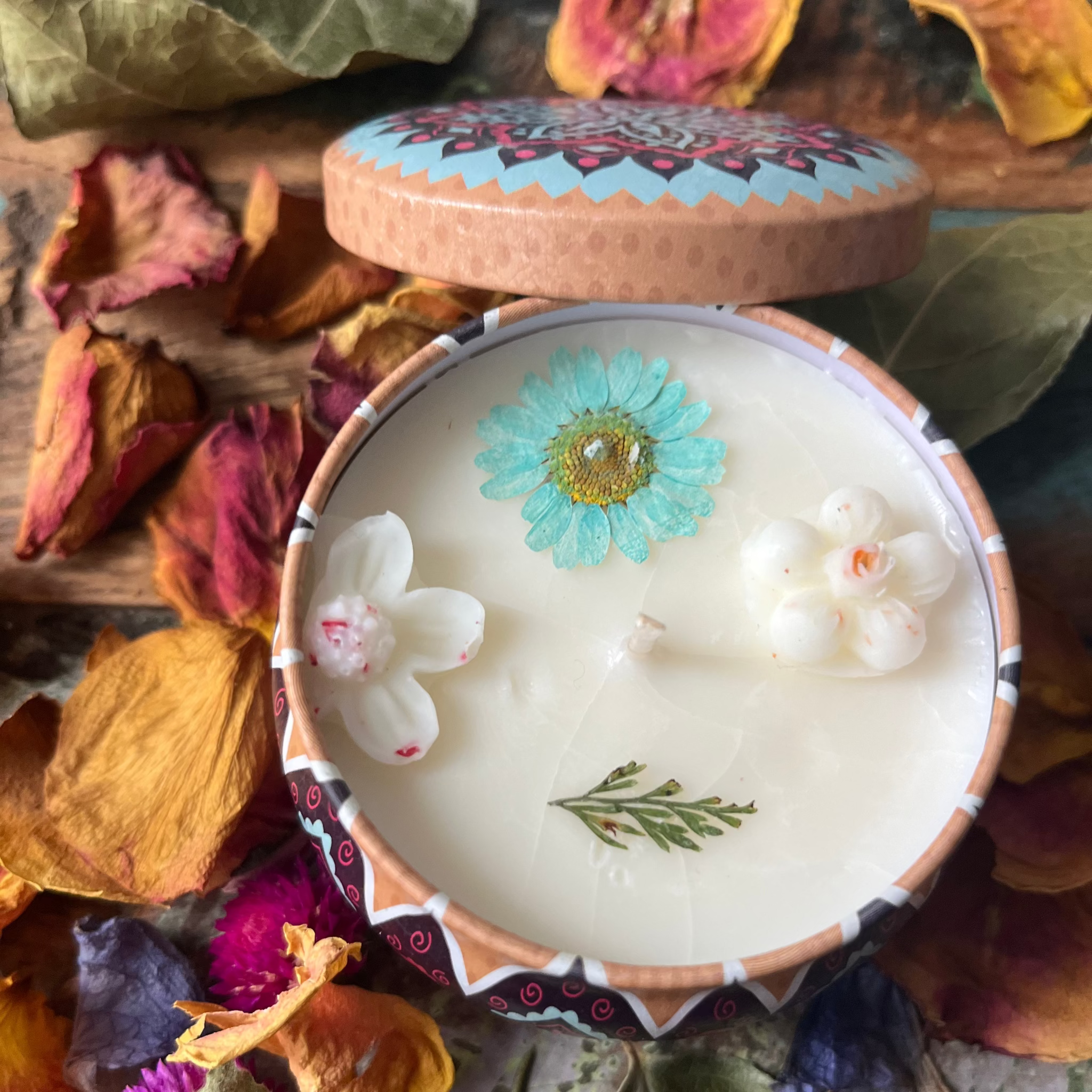 Yara -Botanical Candle Tin