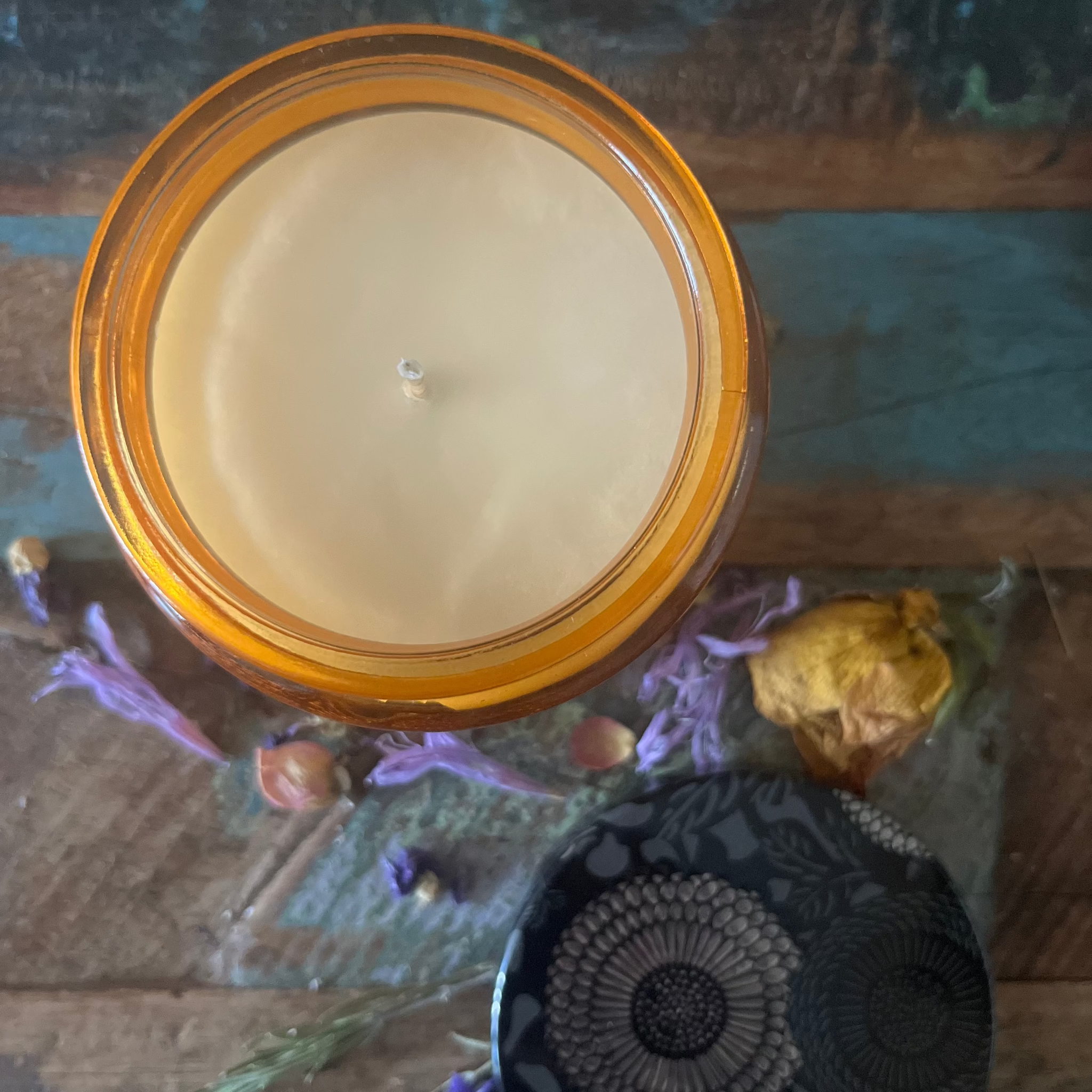Kaars Zahra  in Warm Geel Glas