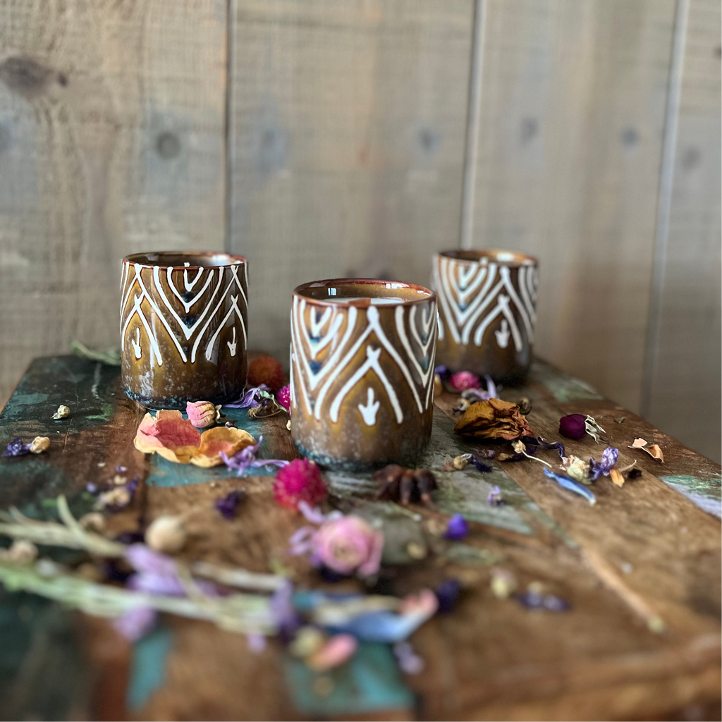 Kaars Tara - Bruin-Wit- Houten Lont