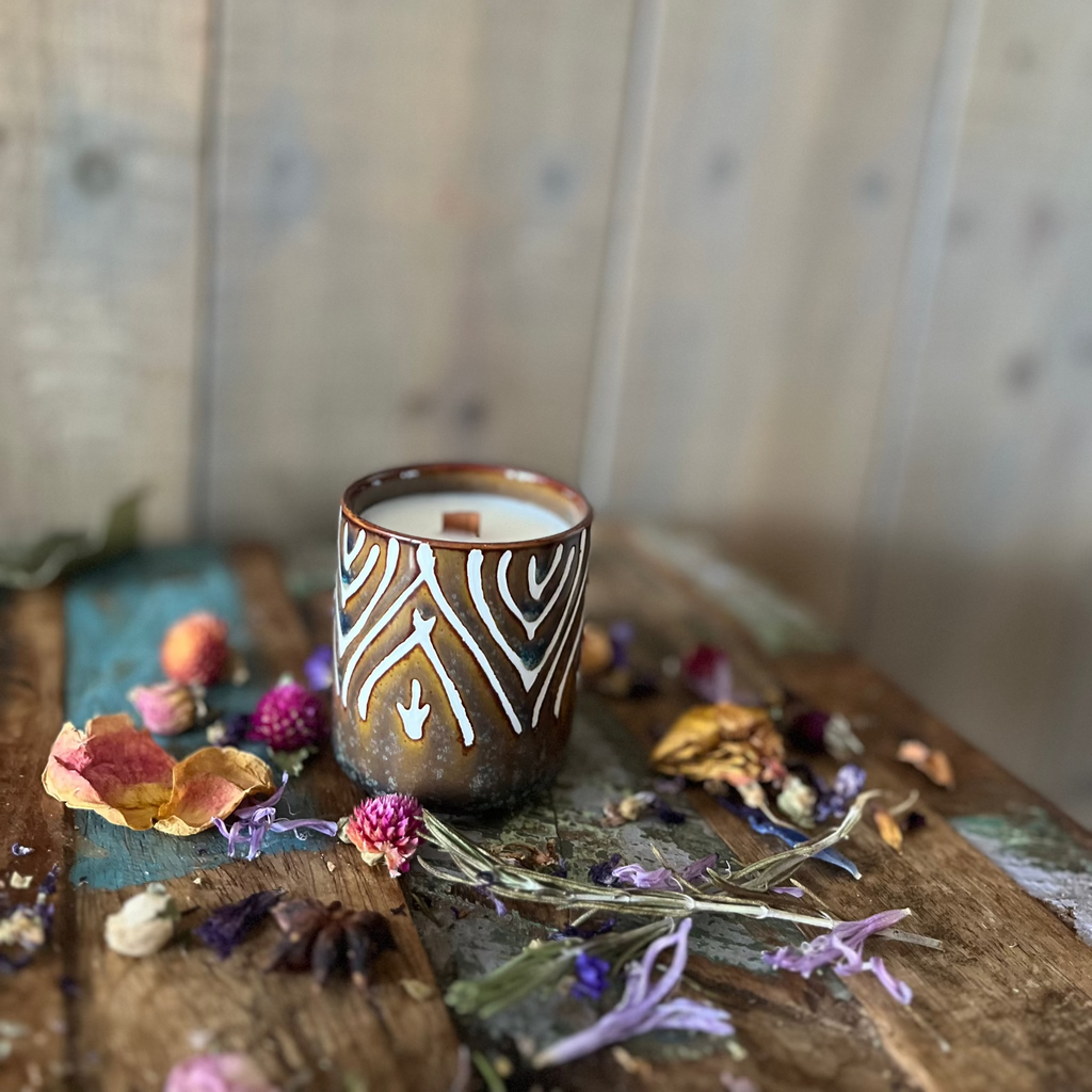Kaars Tara - Bruin-Wit- Houten Lont